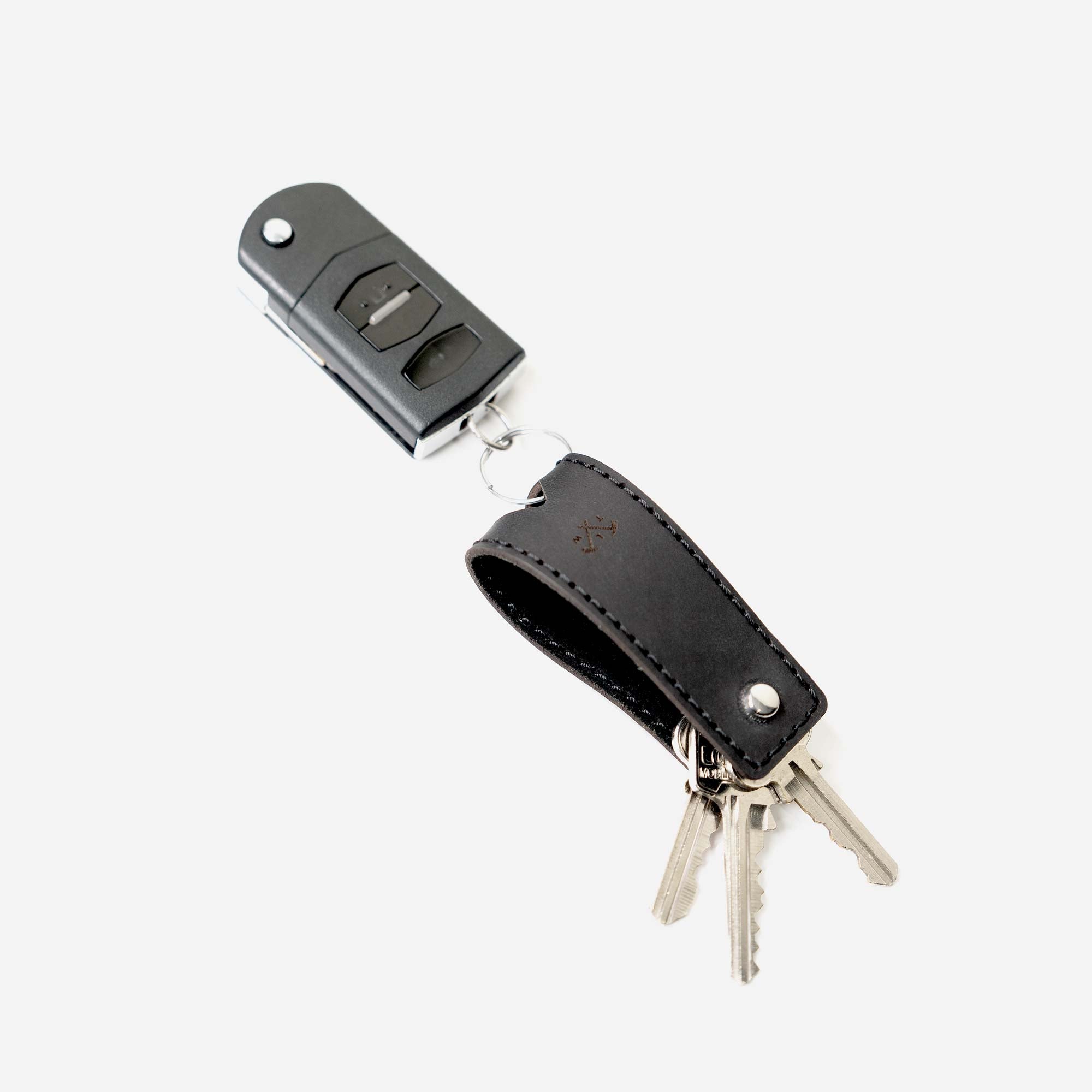 vegan leather keyring in black